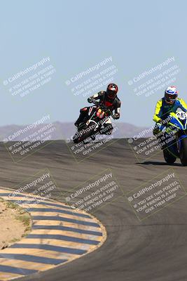 media/Apr-15-2022-Apex Assassins (Fri) [[9fb2e50610]]/Trackday Level 1/Session 2/Turns 9 and 10/